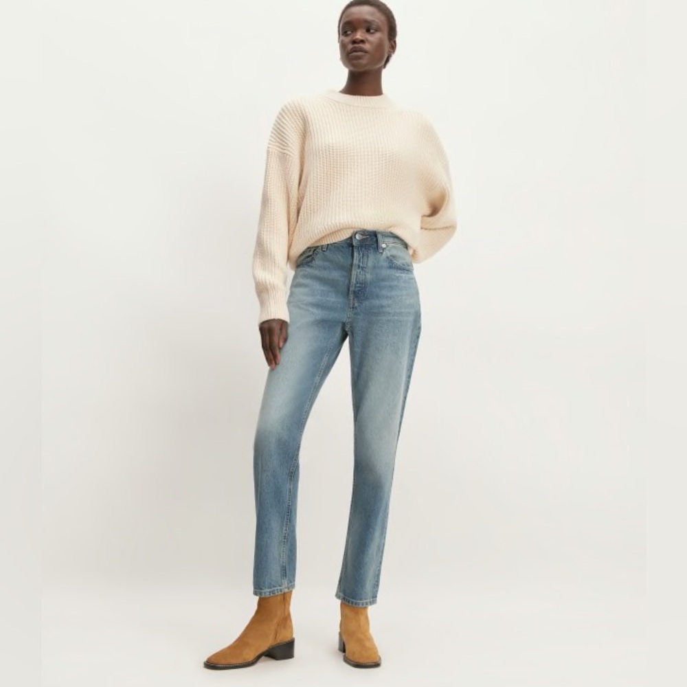 Everlane- The 90s Cheeky Jean